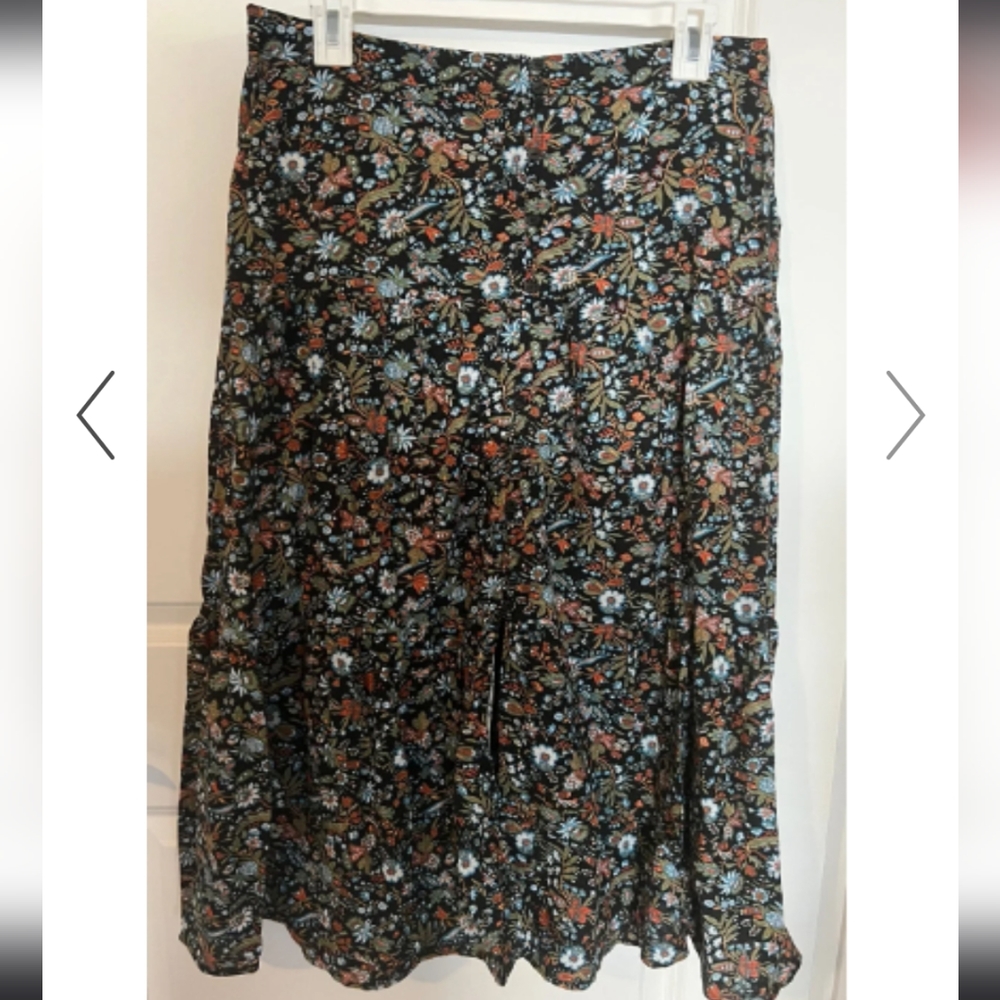 Old Navy - Floral-Print Tiered Button-Front Maxi Skirt, XS, Black Floral - Picture 6 of 14